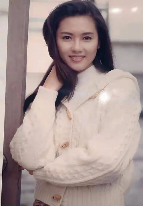 蜜桃成就熟时3电影国语（蜜桃成熟时女主角叫什么）