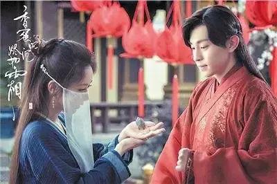 香蜜沉沉烬如霜免费高清电视剧（香蜜沉沉烬如霜电视剧免费观看无弹窗）